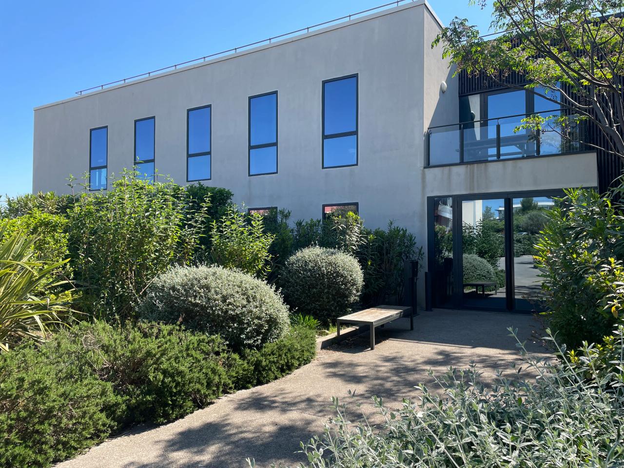 Bureau Aix-en-Provence 1053m² Location bureau Aix-en-Provence Bouches-du-Rhône OLBUR2314514 1